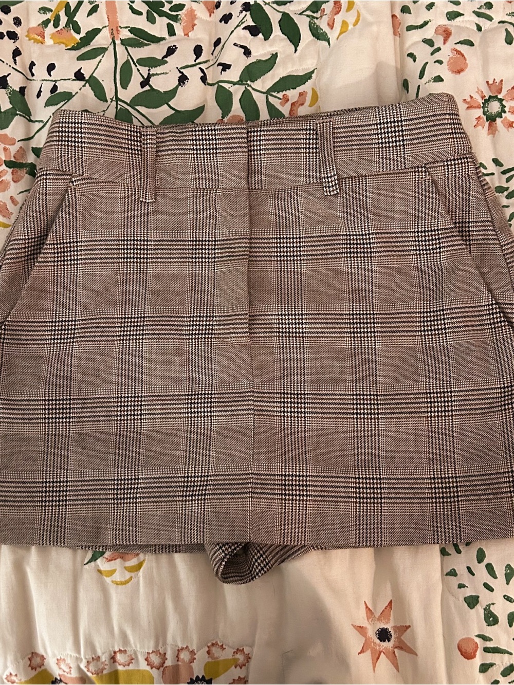 Dynamite Plaid Mini Skirt Fall Skort in Taupe